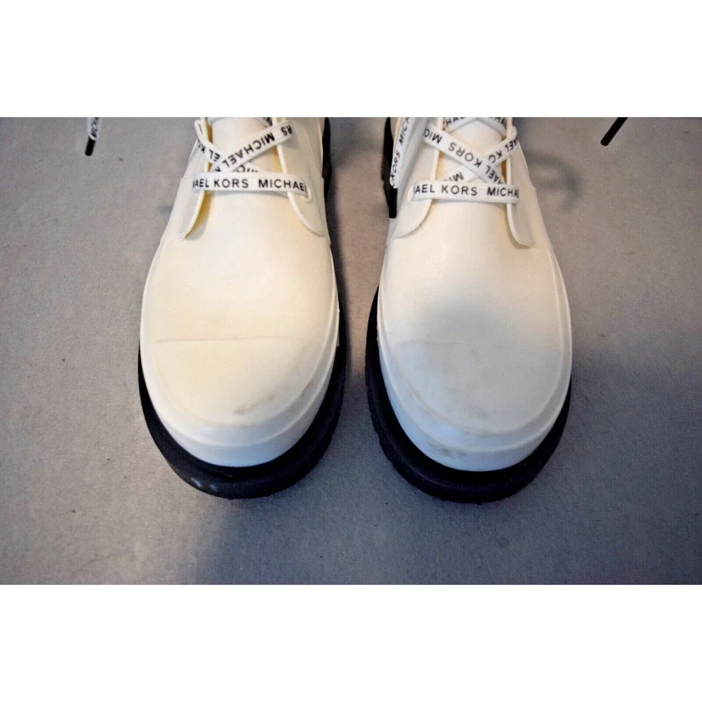MICHAEL Michael Kors Women's Size 8 Montaigne‎ Rubber Laced Boots White